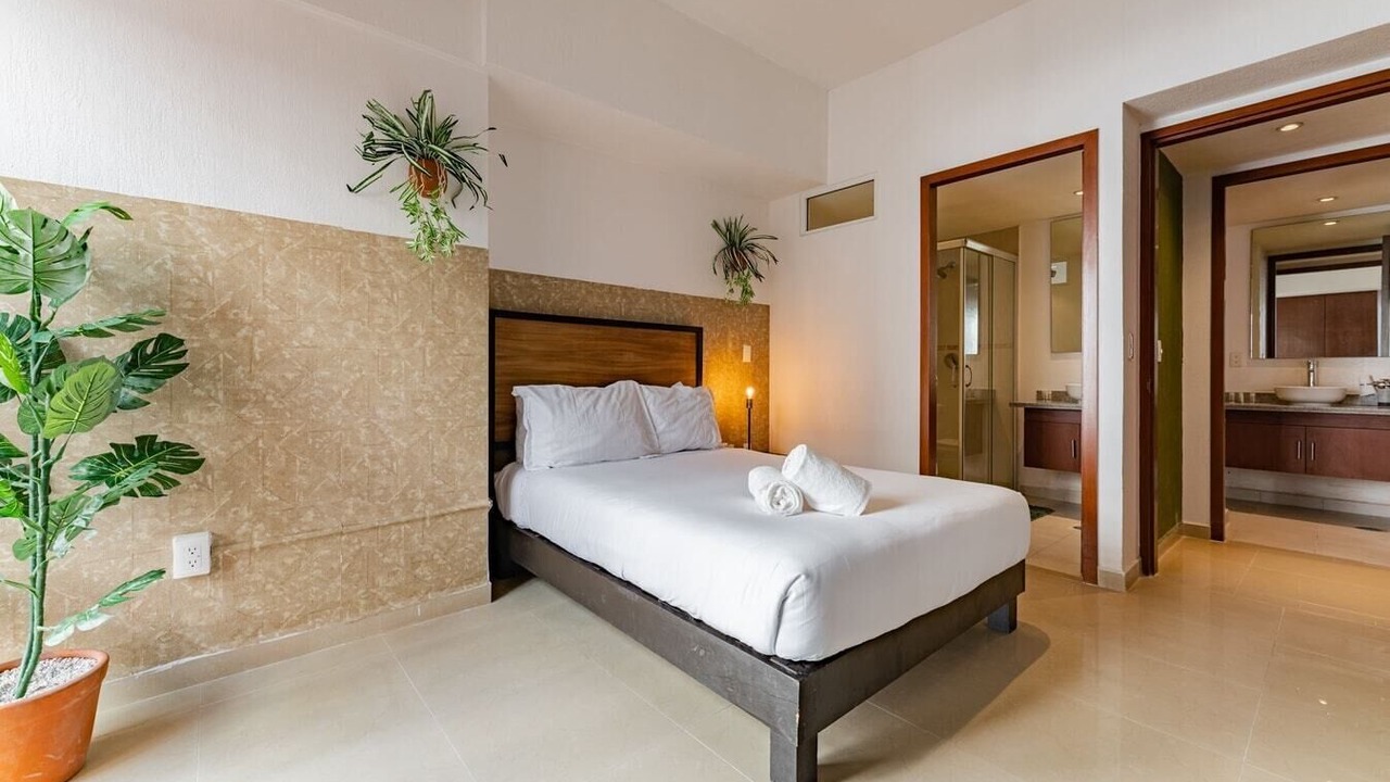 Photo of Bedroom in Anahuac