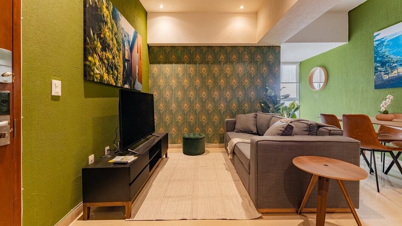 Photo of Livingroom in Anahuac