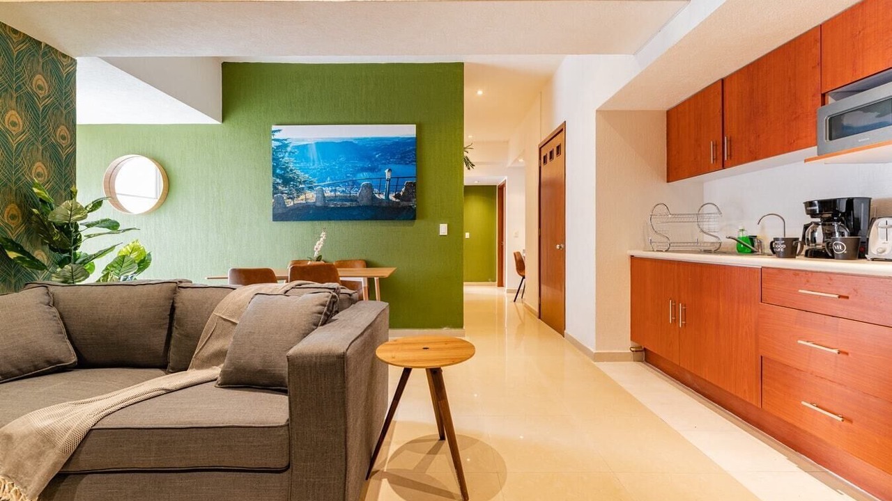 Photo of Livingroom in Anahuac