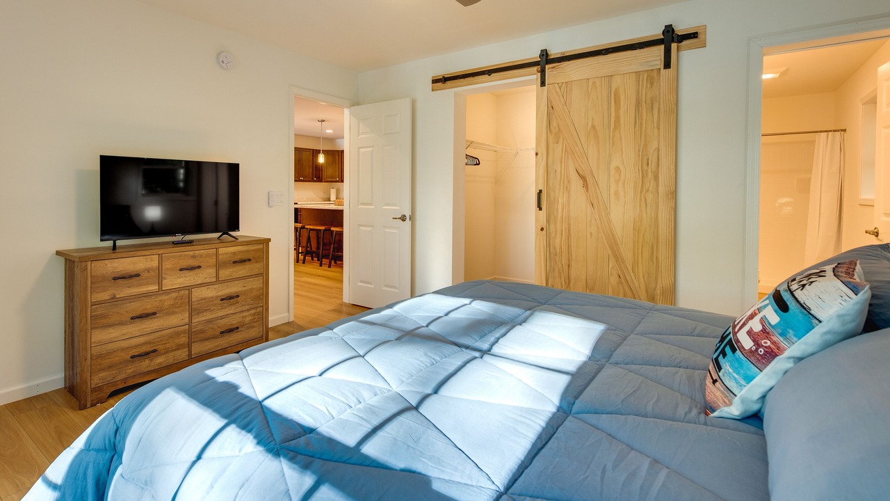Photo of Bedroom in Lyman