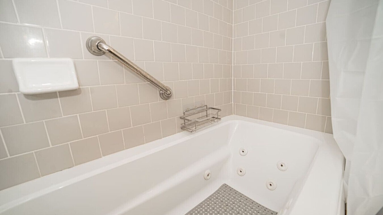 Photo of Bathroom in Yuma