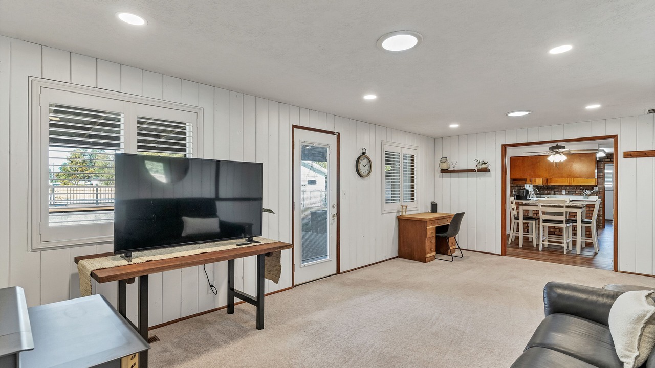 Photo of Livingroom in Lebanon