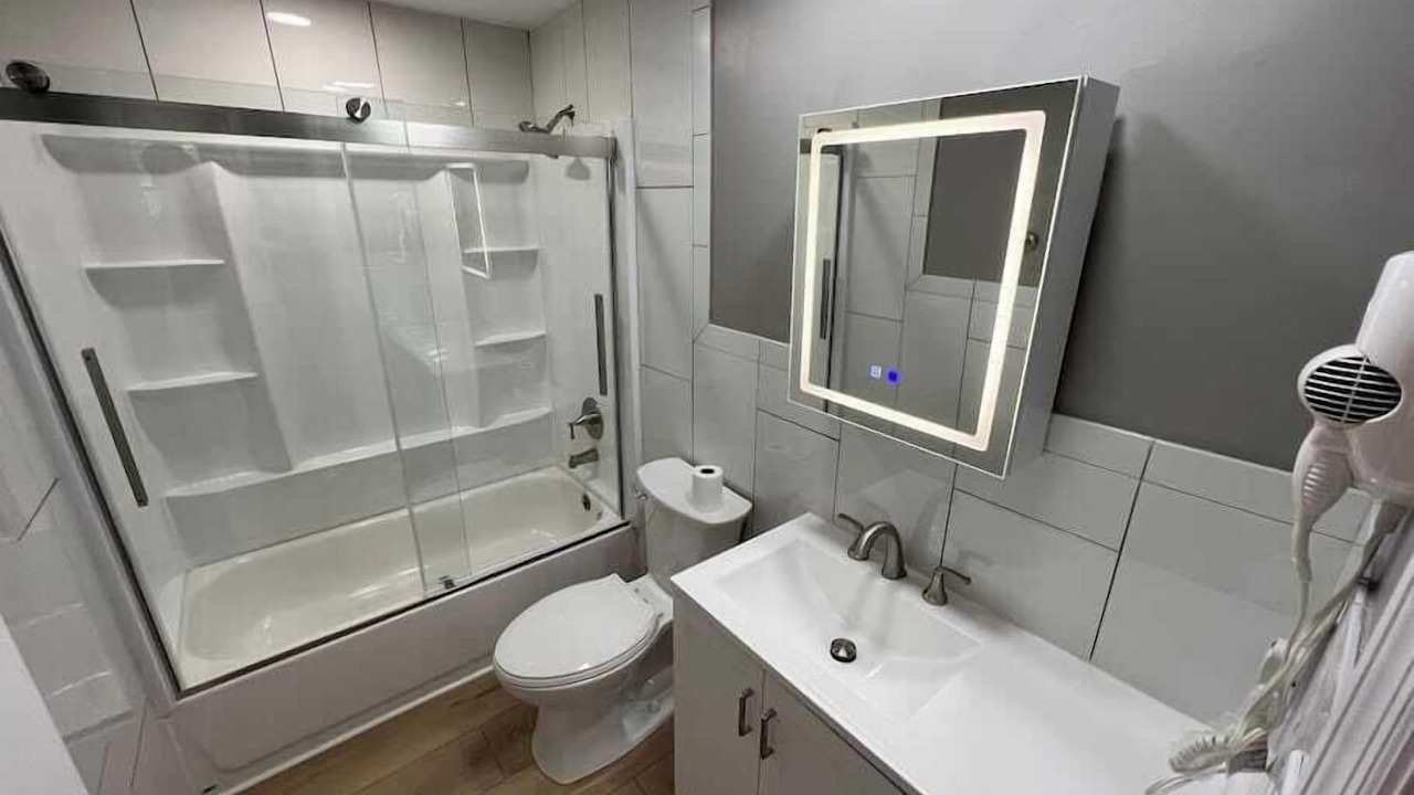 Photo of Bathroom in Roselawn Finance