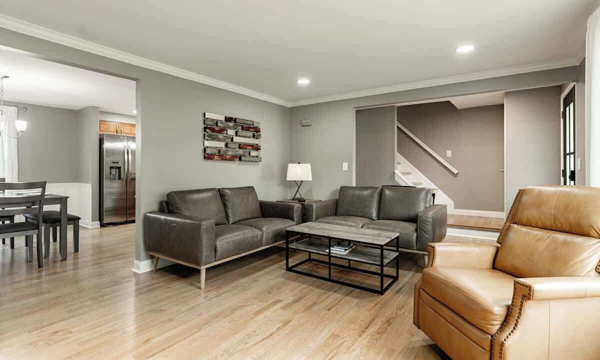 Photo of Bedroom in Roselawn Finance