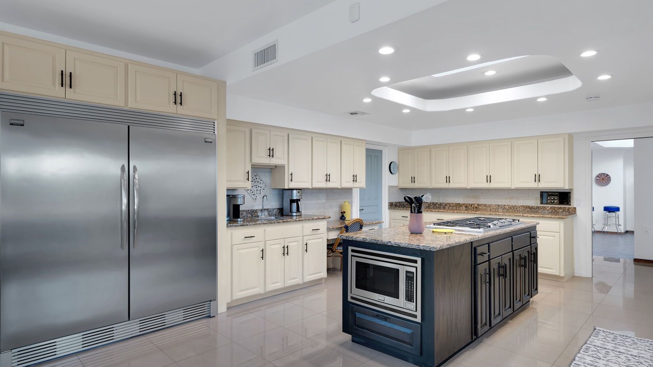 Photo of Kitchen in Oracle Foothills Estates