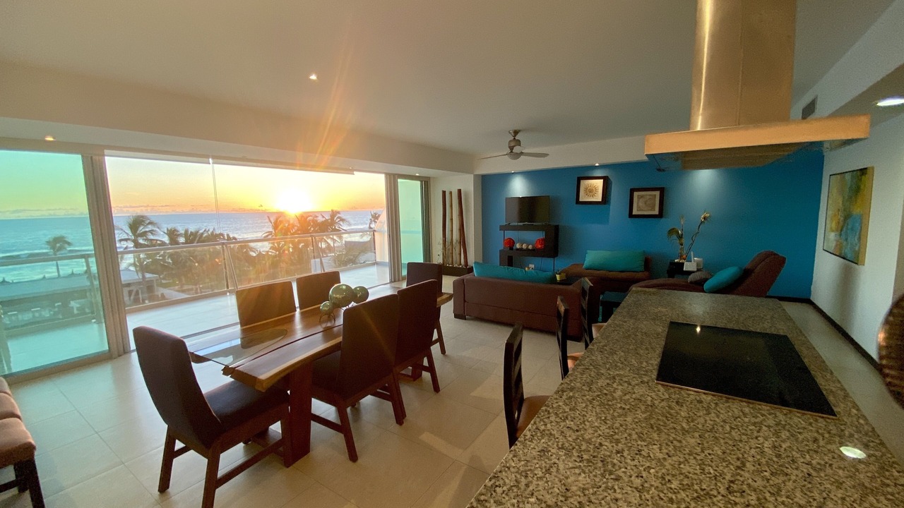Photo of Livingroom in Cerritos