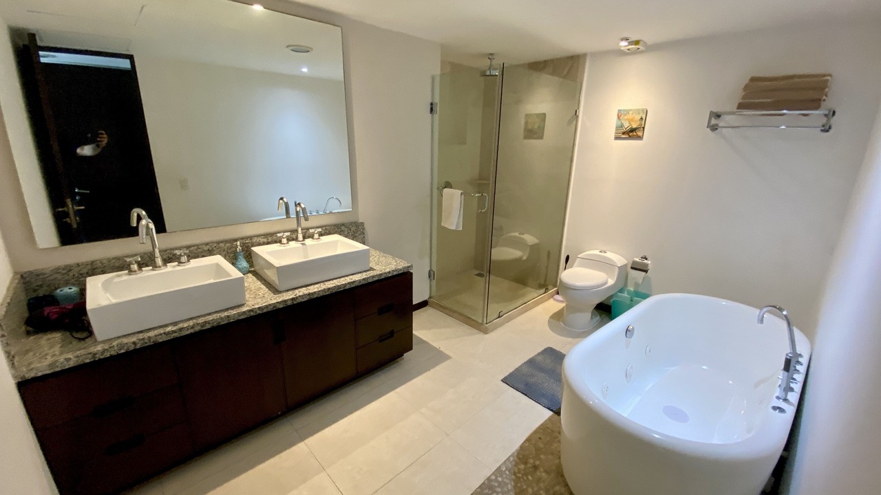 Photo of Bathroom in Cerritos
