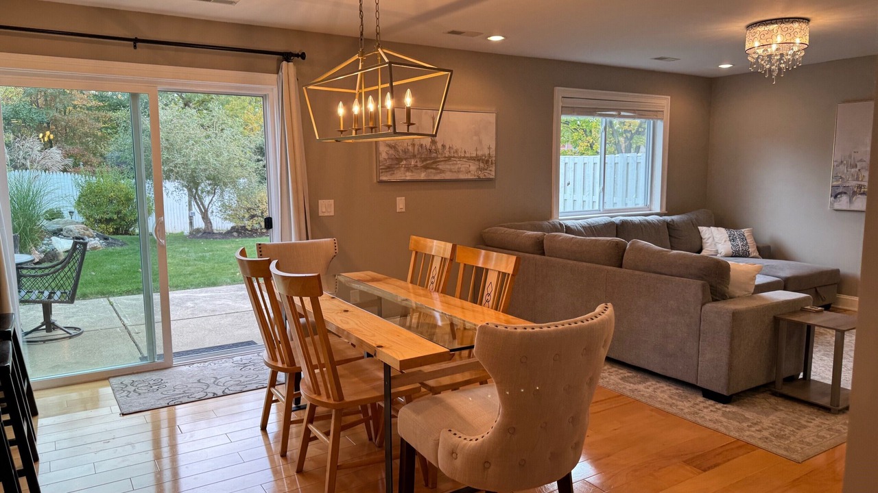 Photo of Livingroom in Strongsville