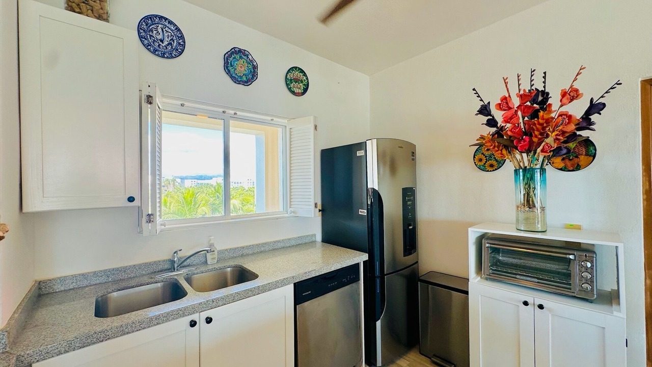 Photo of Kitchen in Flamingos
