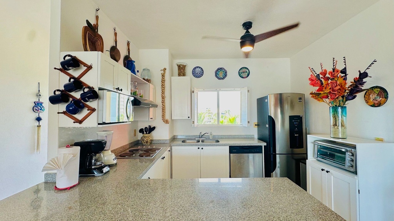 Photo of Kitchen in Flamingos