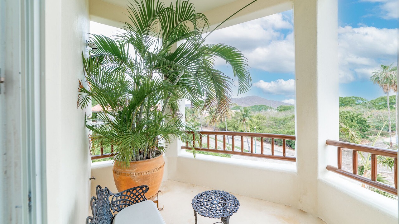 Photo of Patio Balcony in P Chahue