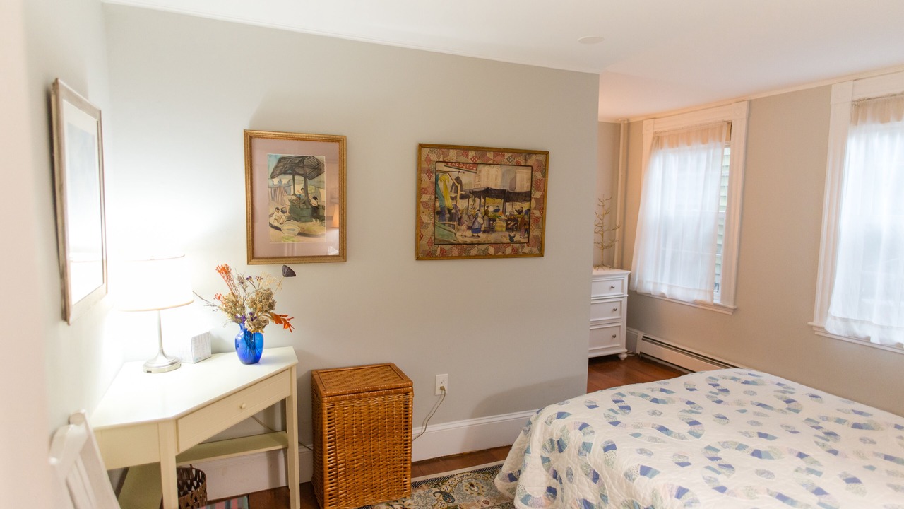 Photo of Bedroom in Salem