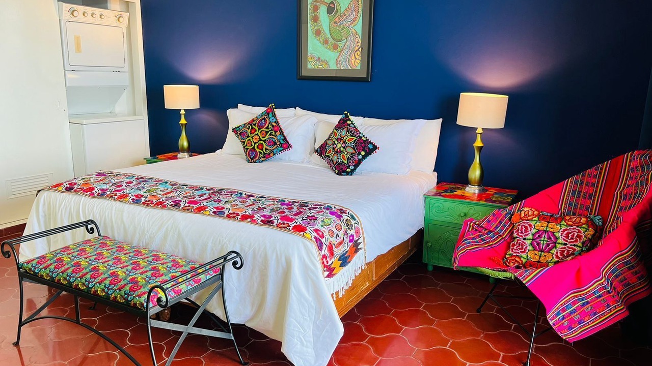 Photo of Bedroom in South Shore Hotel Area