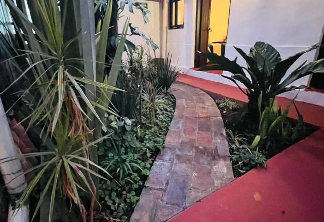 Photo of Outdoor in De La Merced