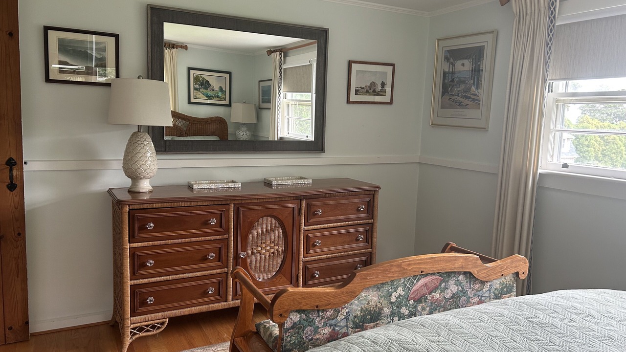 Photo of Bedroom in Kenyon