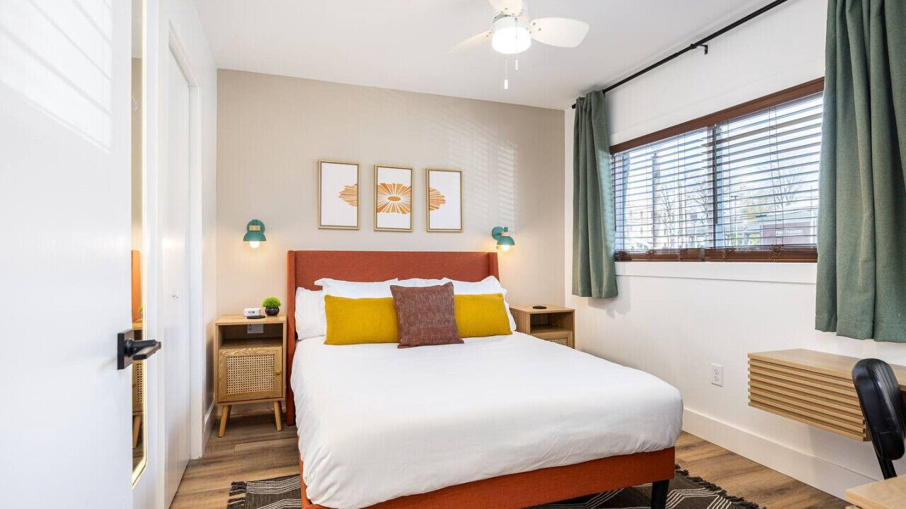 Photo of Bedroom in Hillsboro Village