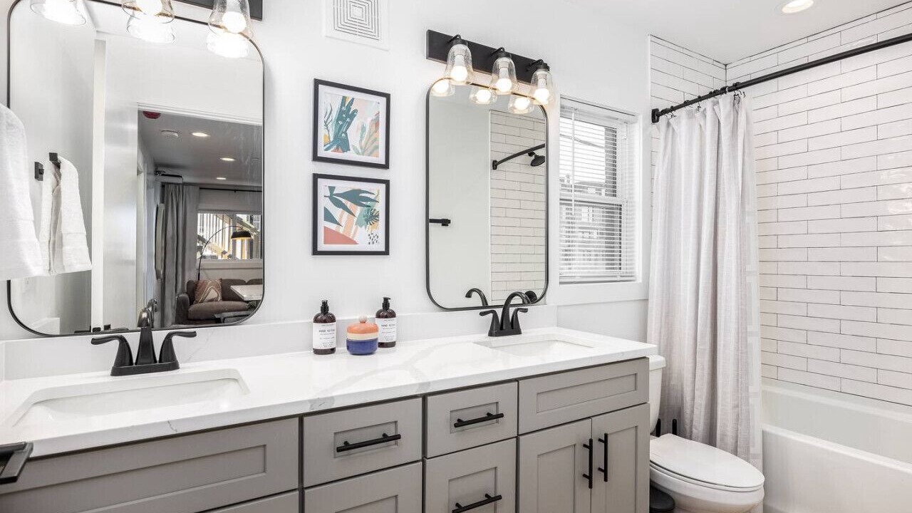 Photo of Bathroom in Hillsboro Village