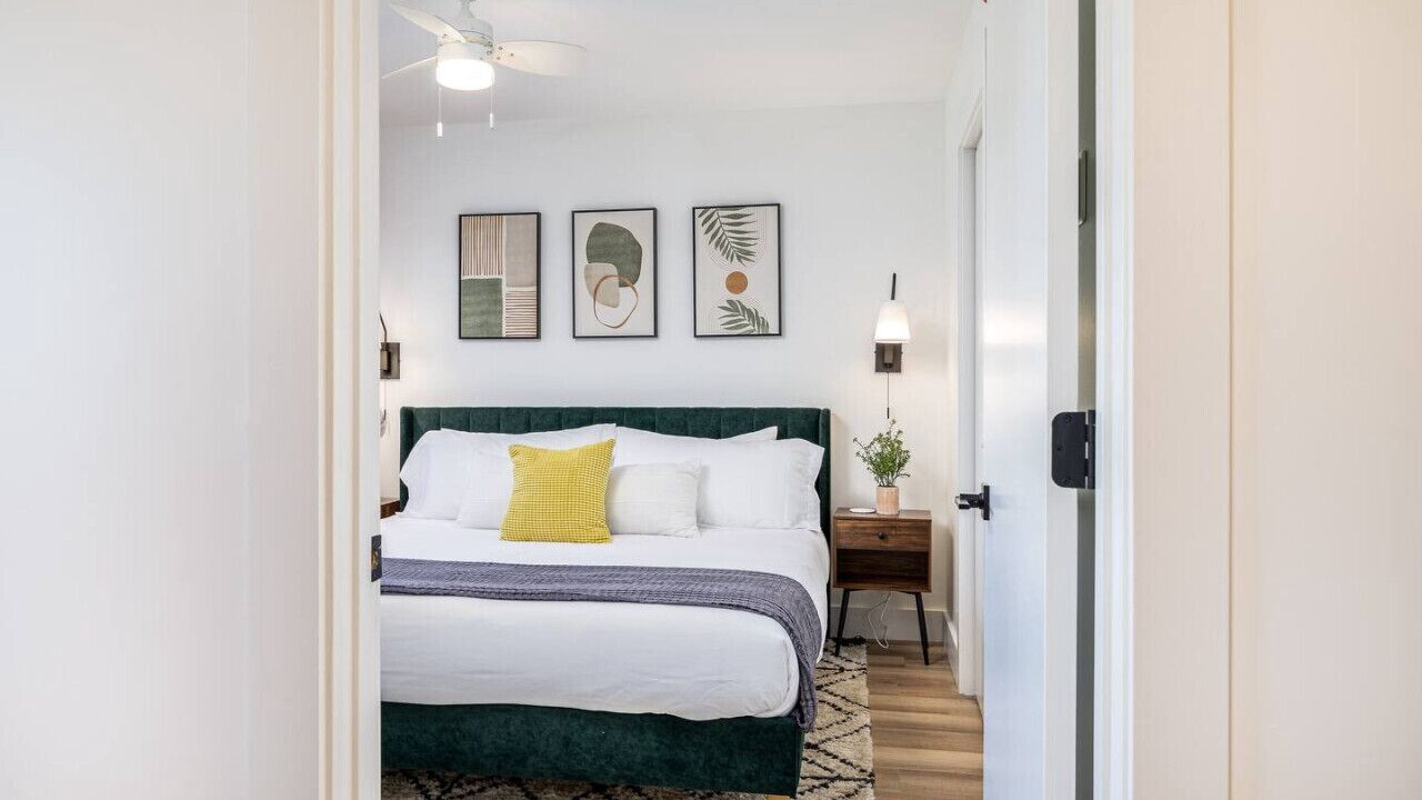 Photo of Bedroom in Hillsboro Village