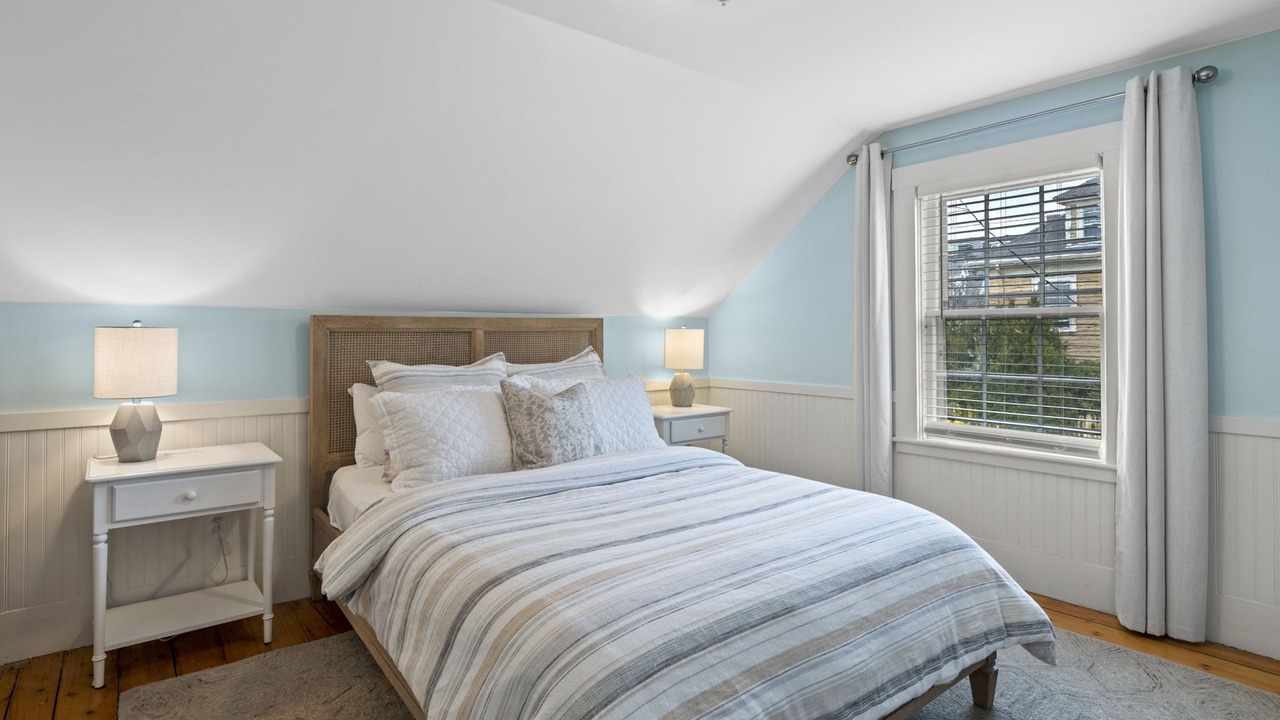 Photo of Bedroom in Marblehead