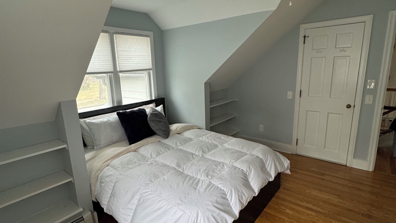 Photo of Bedroom in Saratoga Springs
