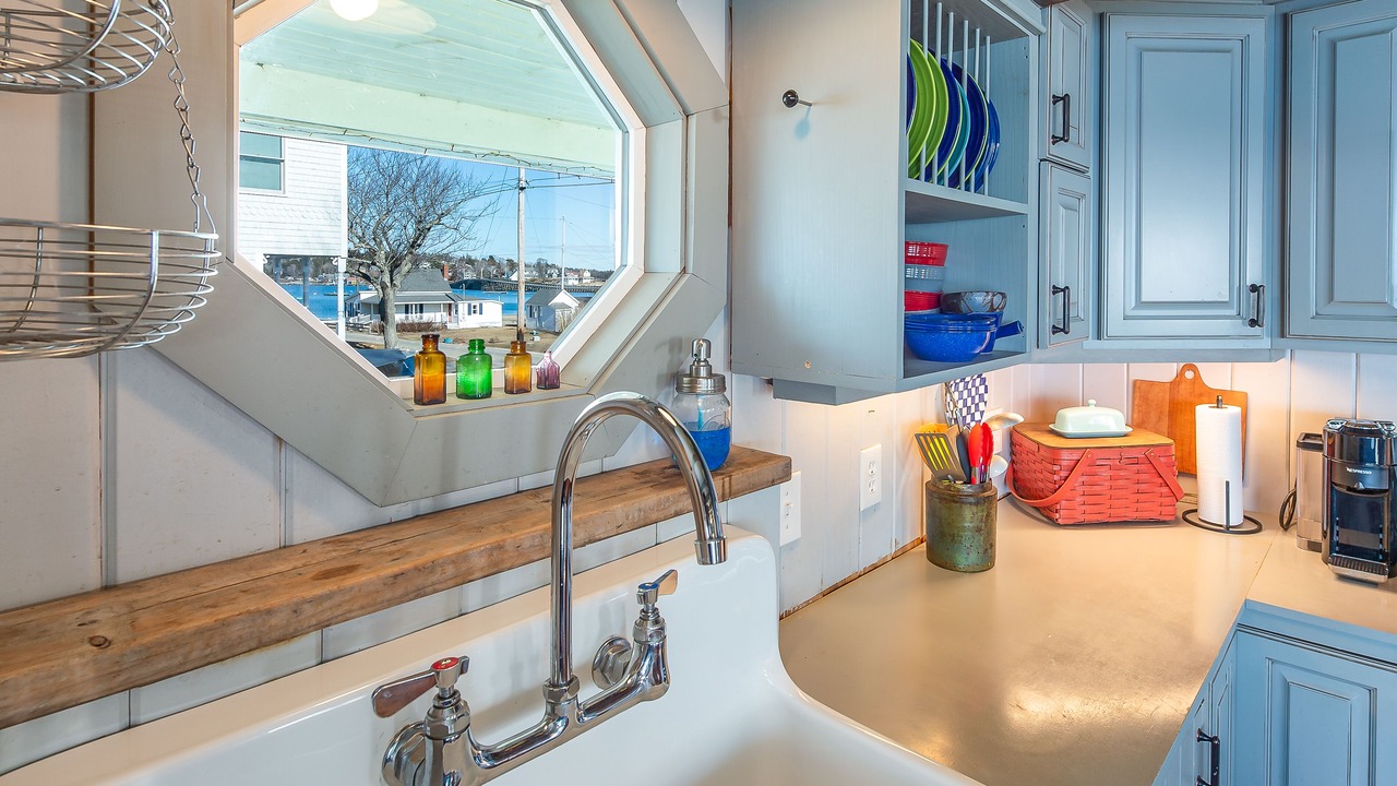 Photo of Kitchen in Mid-Coast and Islands