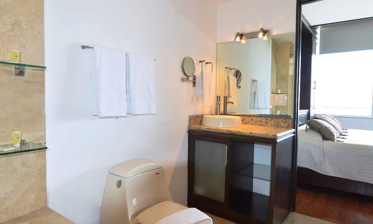 Photo of Bathroom in San Pedro Garza Garcia