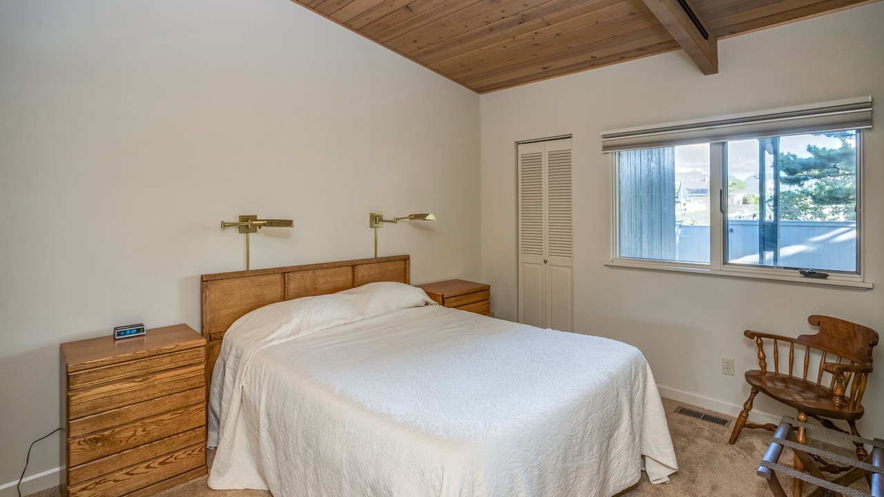 Photo of Bedroom in Gearhart