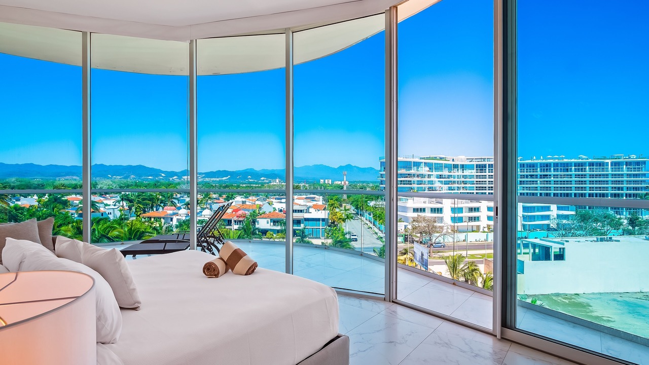 Photo of Bedroom in Flamingos