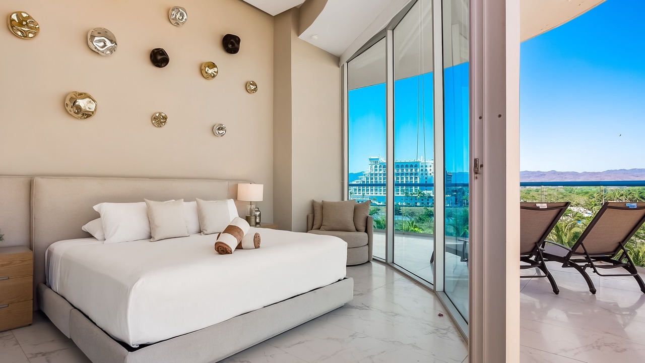 Photo of Bedroom in Flamingos
