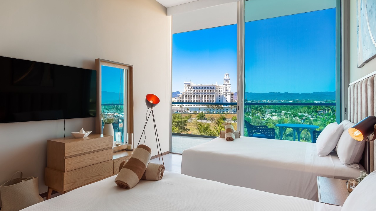 Photo of Bedroom in Flamingos
