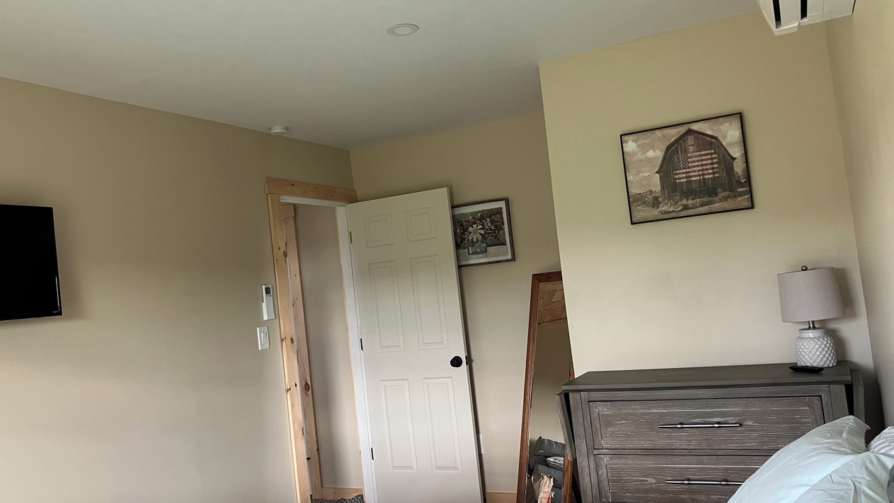 Photo of Bedroom in Oakland