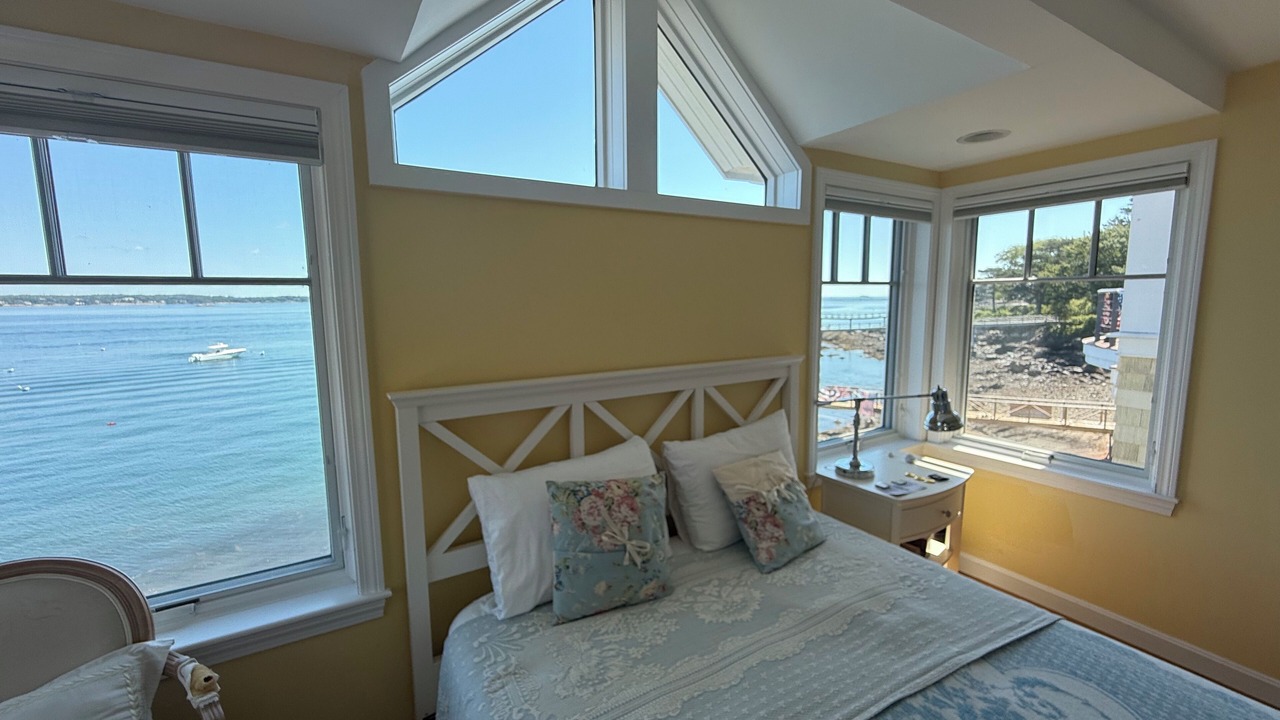 Photo of Bedroom in Prides Crossing