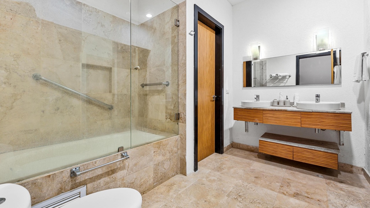 Photo of Bathroom in North End