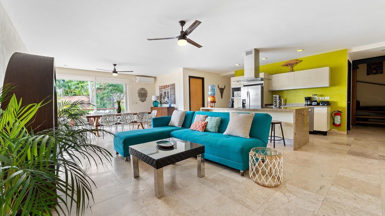 Photo of Livingroom in North End