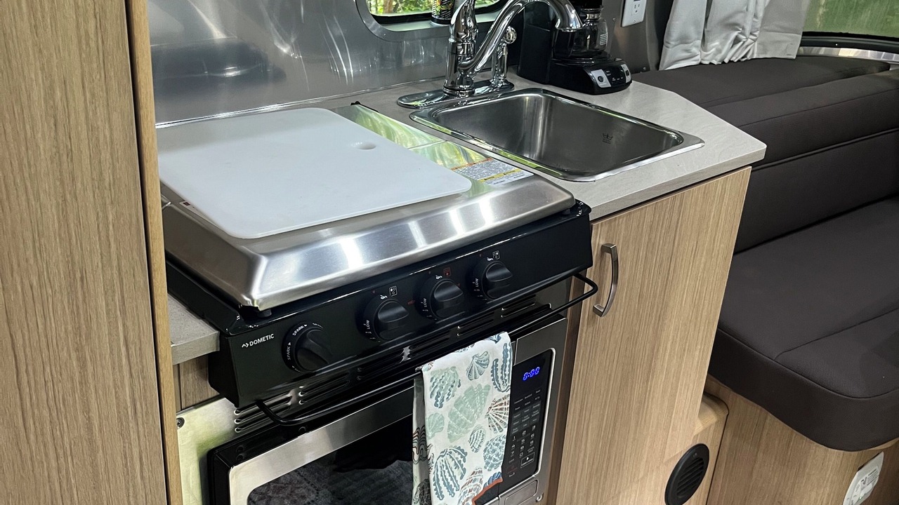 Photo of Kitchen in Knik-Fairview