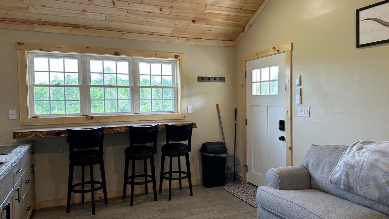 Photo of Livingroom in Oakland