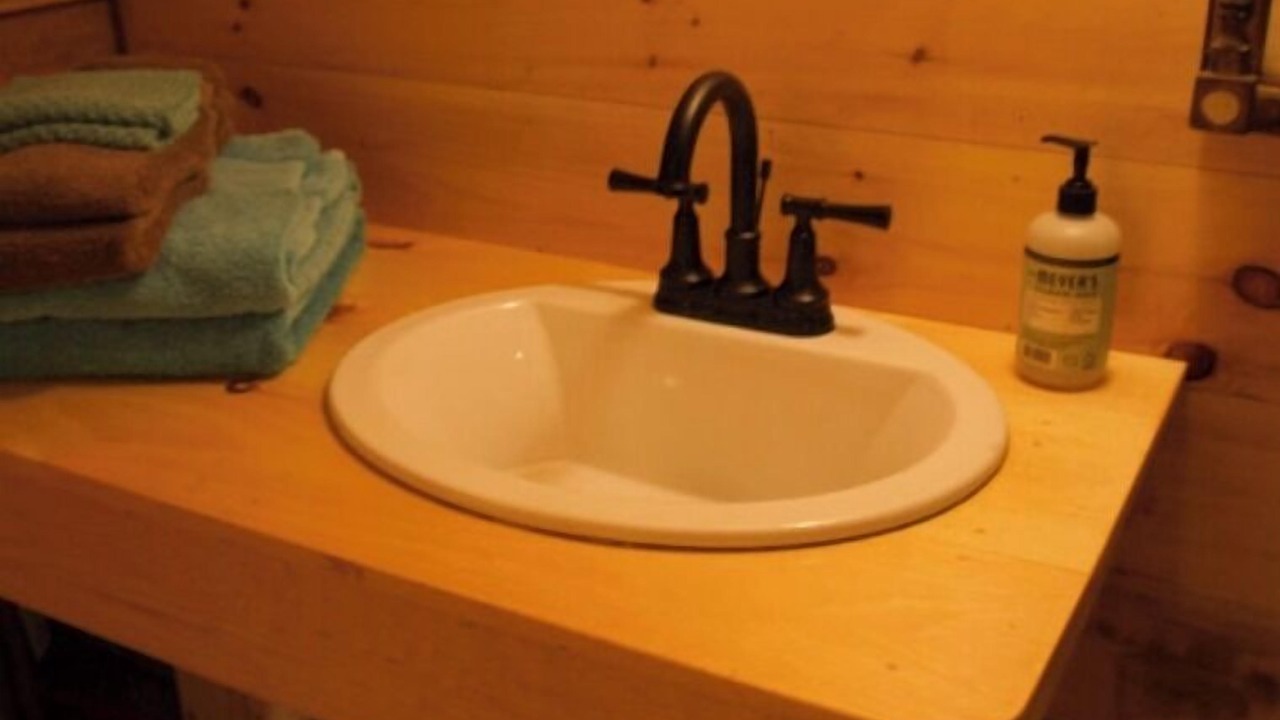 Photo of Bathroom in Brooksville