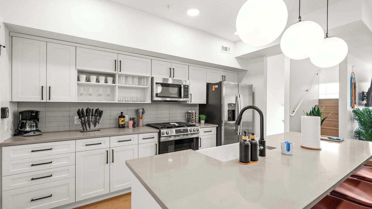 Photo of Kitchen in People's Freeway