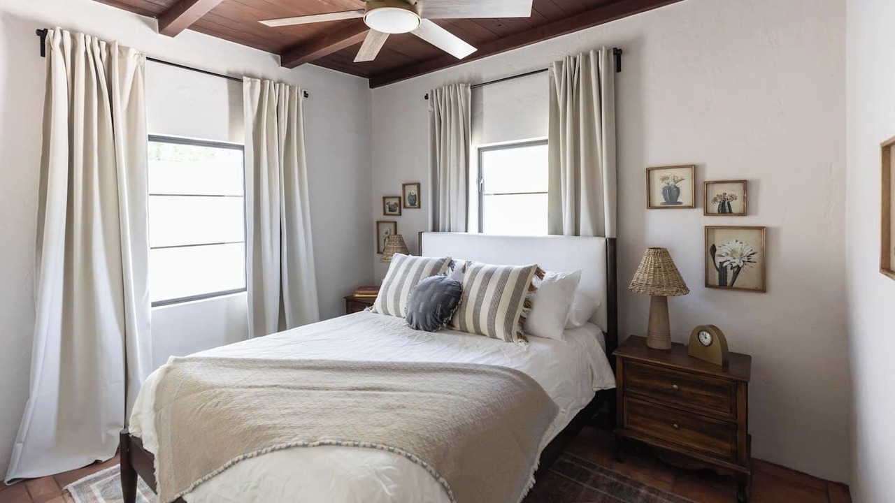 Photo of Bedroom in Blenman-Elm