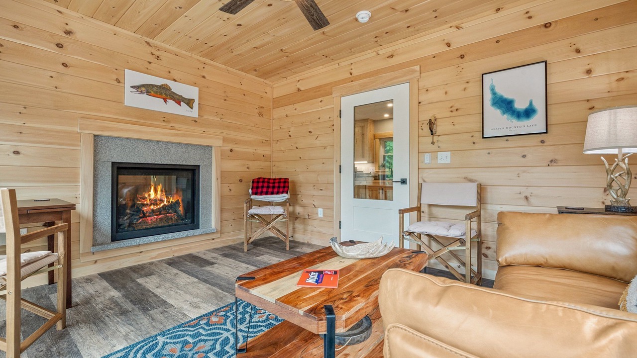 Photo of Livingroom in Rangeley