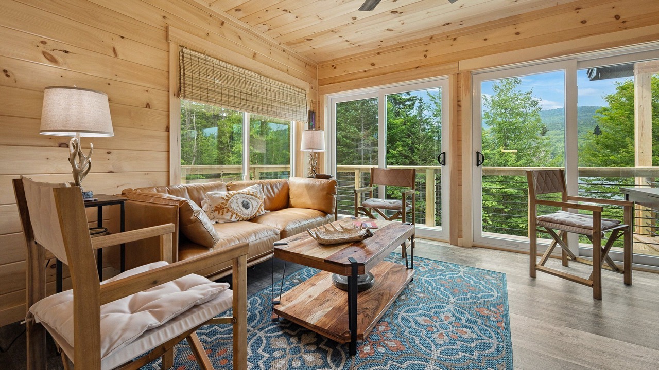 Photo of Livingroom in Rangeley