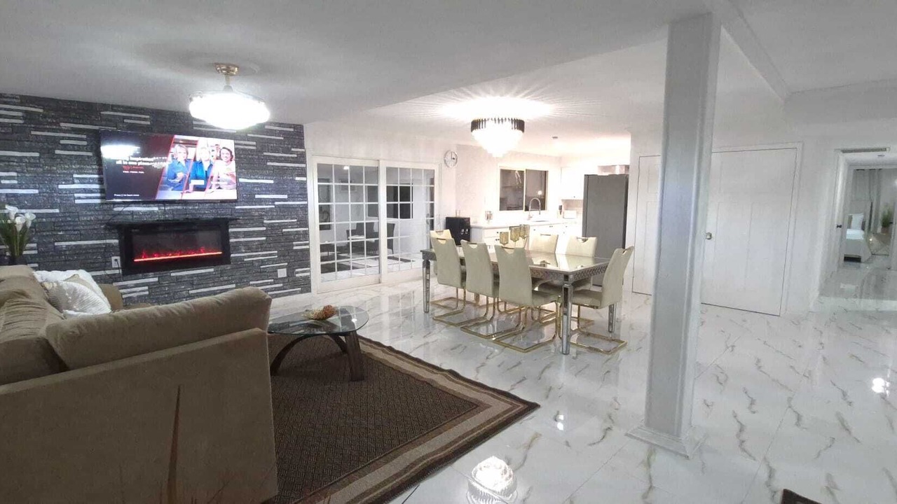 Photo of Livingroom in Glendale