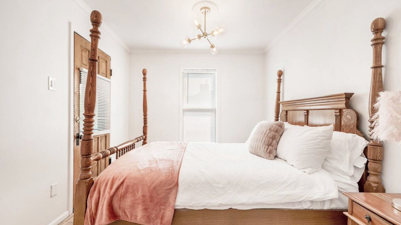 Photo of Bedroom in East Central