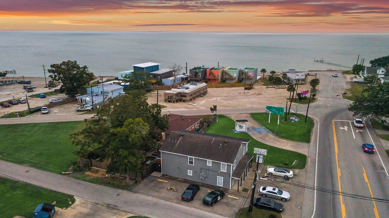Photo of Others in Bacliff