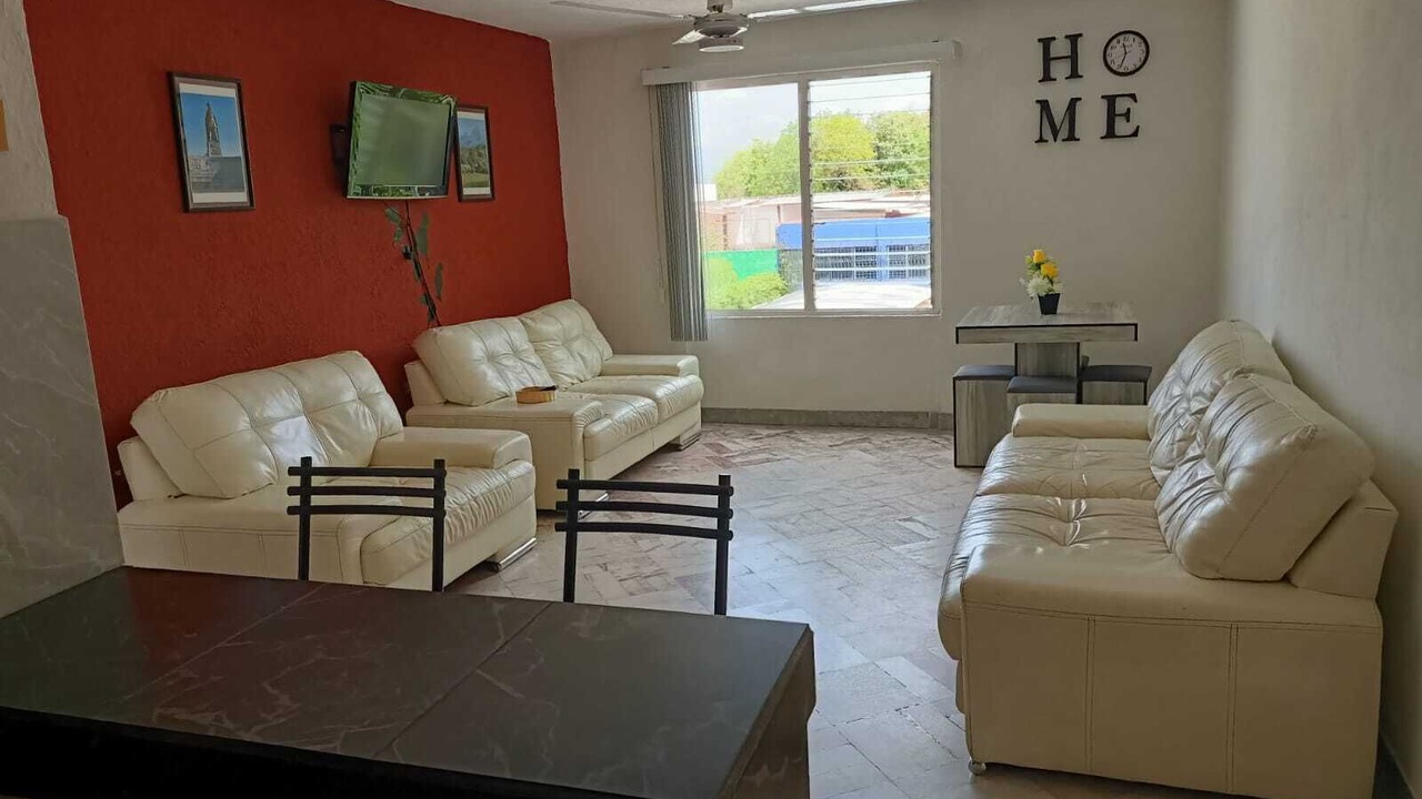 Photo of Livingroom in San Pablo