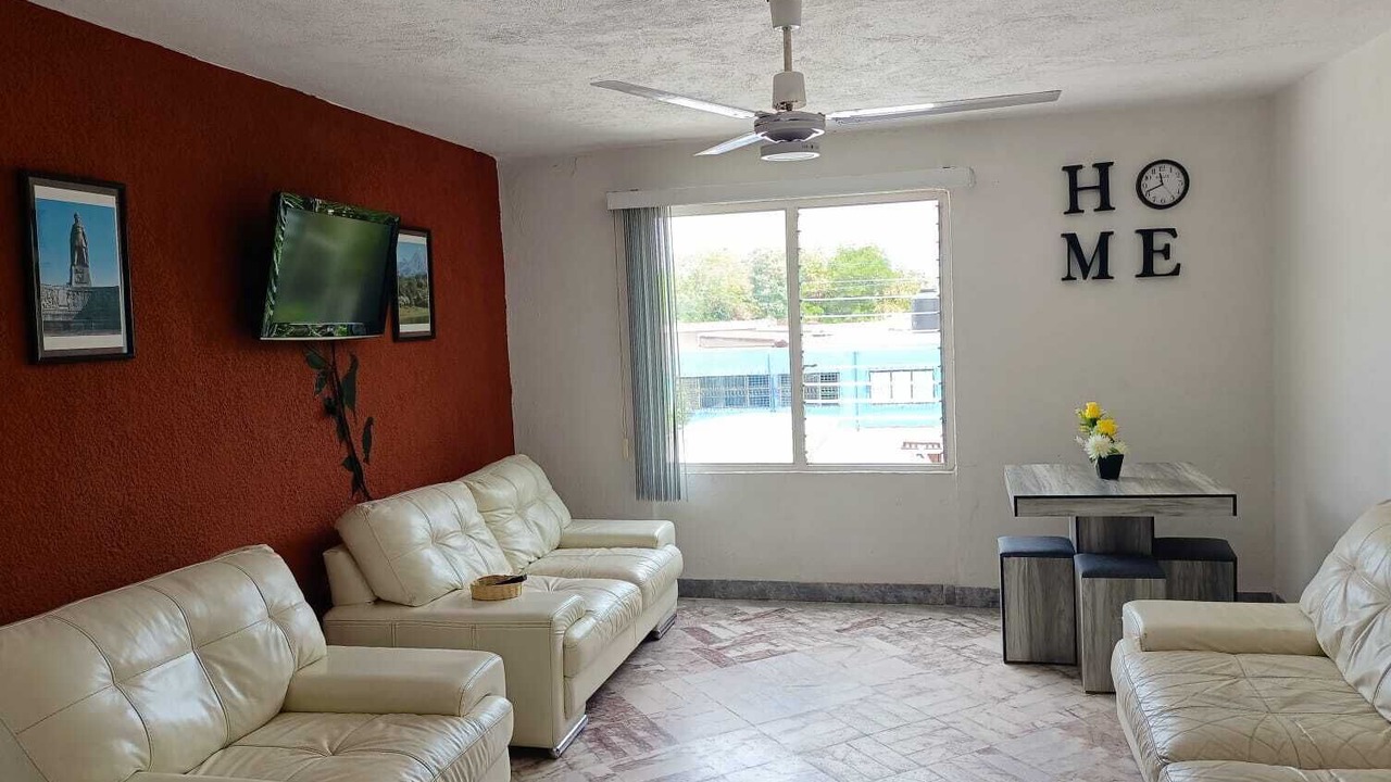 Photo of Livingroom in San Pablo