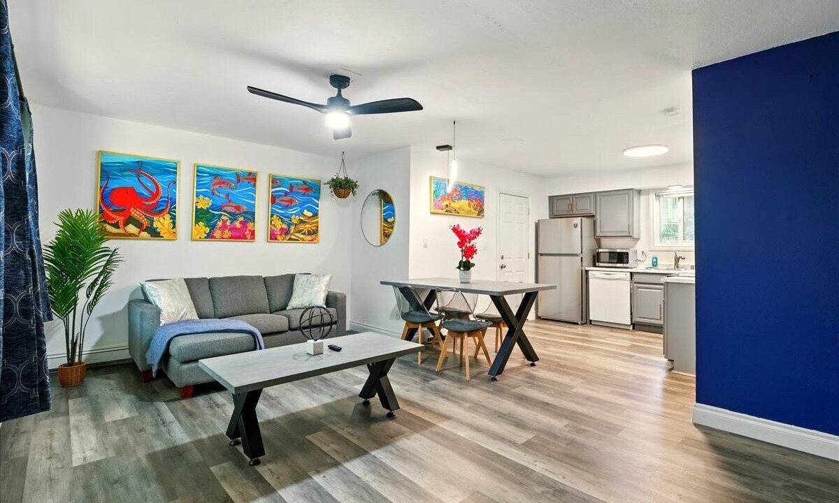 Photo of Livingroom in University Area