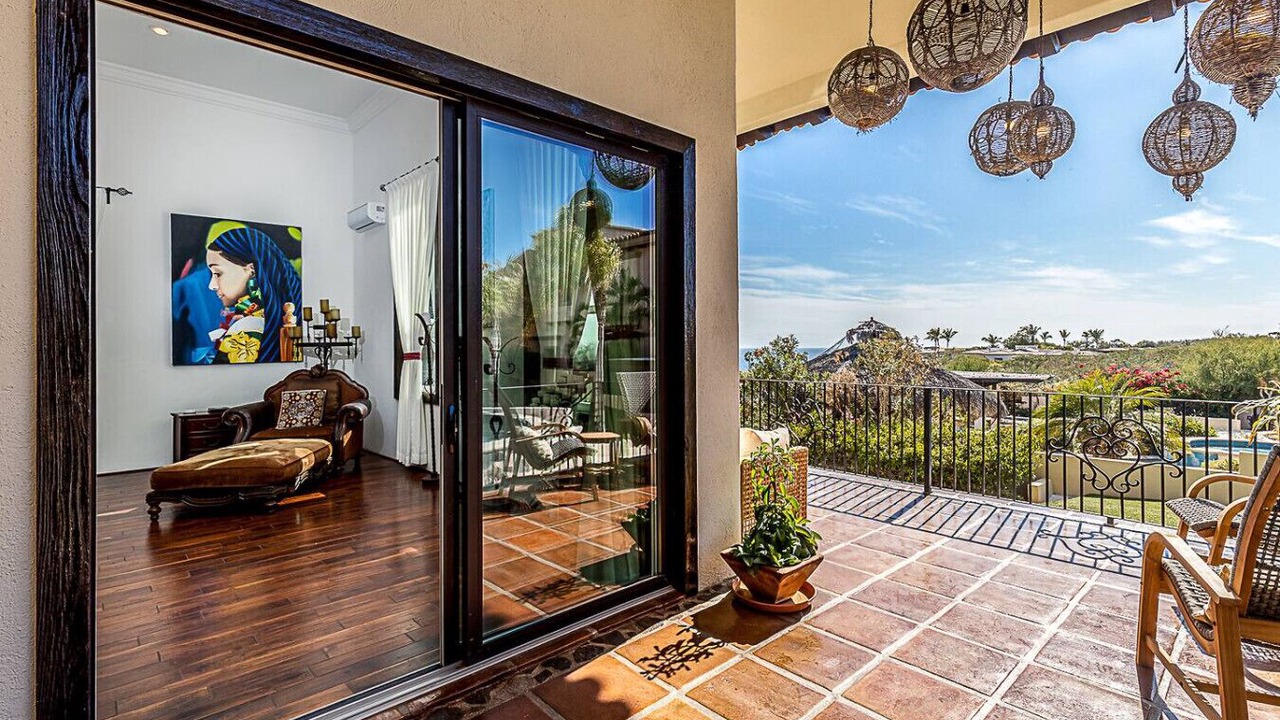 Photo of Patio Balcony in Buzzards