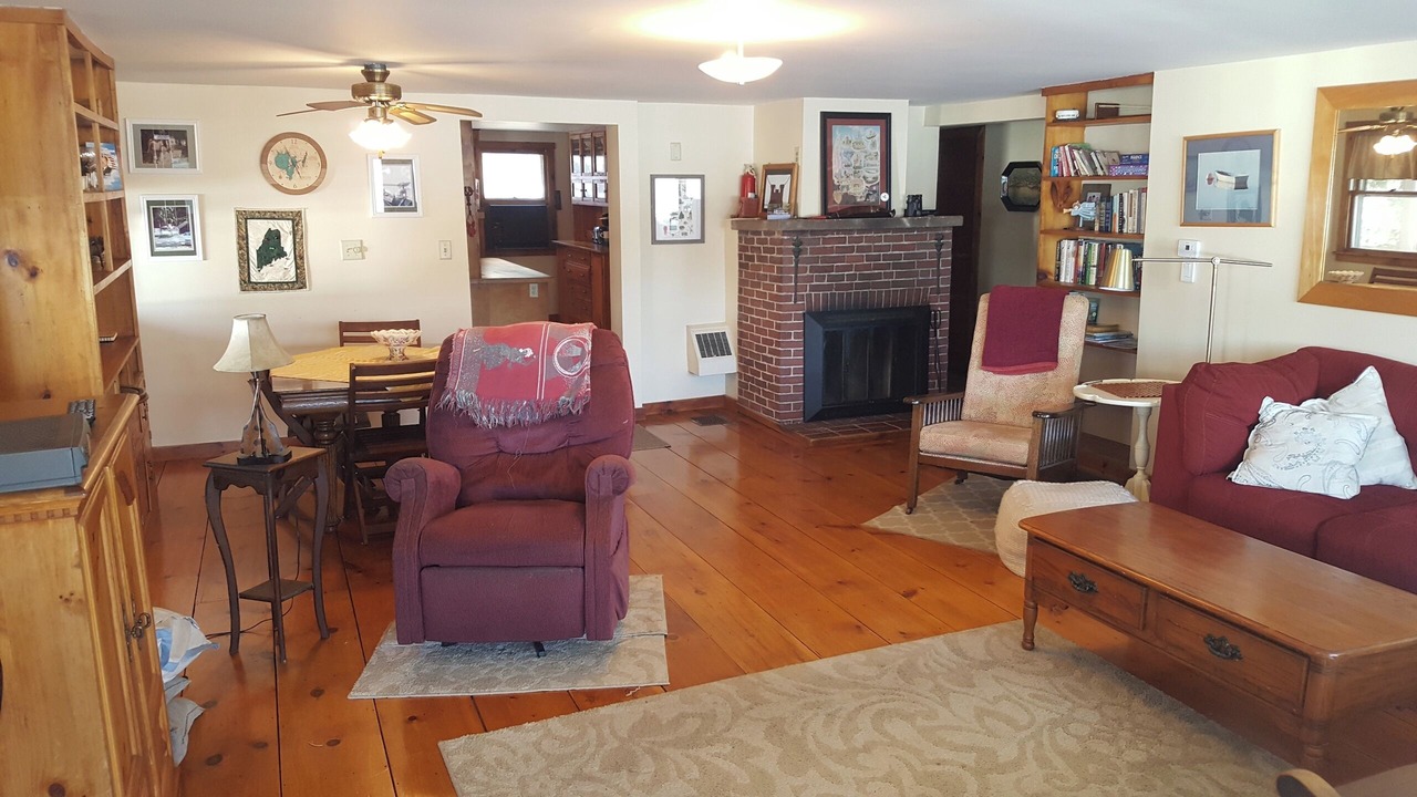 Photo of Livingroom in Gray