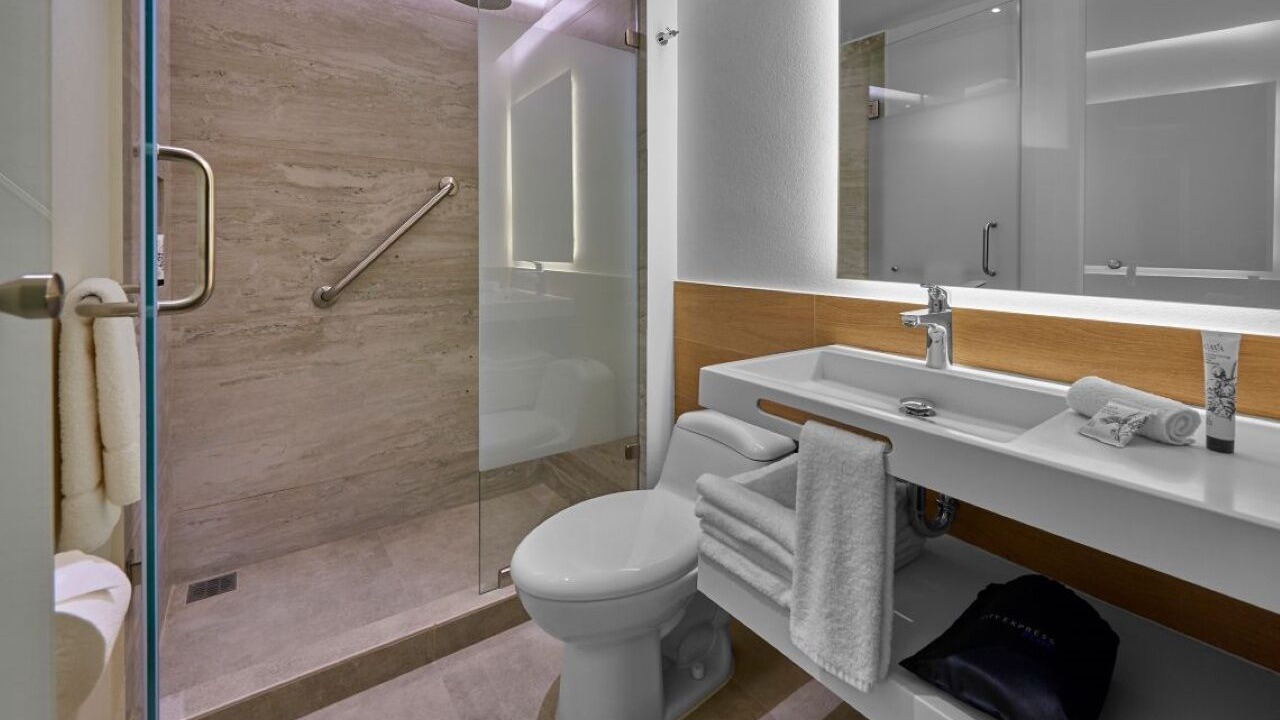 Photo of Bathroom in Providencia
